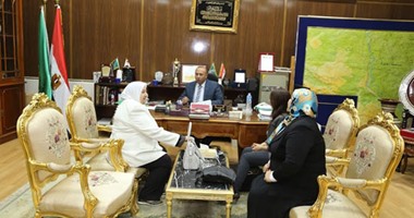 محافظ المنوفية يبحث سبل التعاون بين المحافظة و"القومى للمرأة"