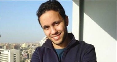 روبابكيا الإلكترونيات بتكسب.. مصطفى بيجمع بواقى الموبايلات وبيعمل منها أجهزة