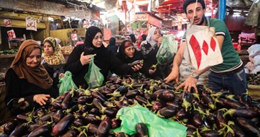 أسعار الخضروات اليوم .. انخفاض البطاطس لـ3 جنيهات والملوخية بـ2 جنيه 