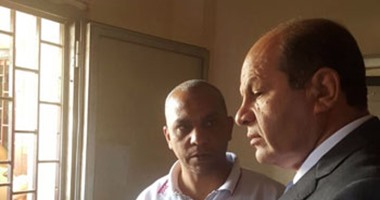 بالصور.. مدير أمن الجيزة يجرى زيارة مفاجئة لمرور برقاش ويستمع للمواطنين 