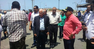 بالصور.. محافظ بورسعيد يتفقد قرية المرجان السياحية ببور فؤاد