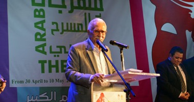 فاقد للوعى معظم الوقت.. نجل الفنان عبد الرحمن أبو زهرة يكشف تطورات الحالة الصحية لوالده