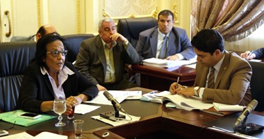 بالصور.. بدء اجتماع اللجنة البرلمانية لدراسة محور التنمية القطاعية ببرنامج الحكومة