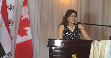 بالصور.. أقباط كندا يطالبون الرئيس بالعفو عن فاطمة ناعوت و إسلام البحيرى