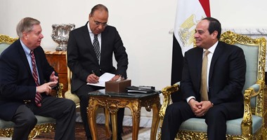 السيسي يؤكد لوفد الكونجرس أهمية مكافحة الإرهاب دون التركيز على تنظيم محدد
