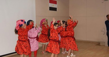 بالصور.. متاحف مصر العليا تحتفل بـ"يوم اليتيم"