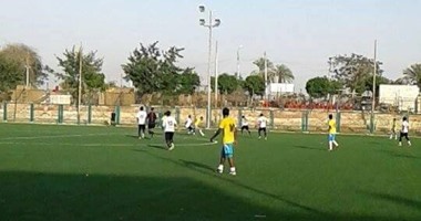 خناقة بين لاعبى سمالوط وديروط تنهى اللقاء فى الدقيقة 80