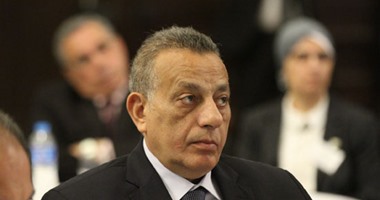 محافظ الجيزة: لن أسمح بوجود عبارات وشعارات مسيئة للدولة على الجدران
