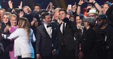 بالصور.. فوز المتسابق ترنت هارمون بلقب"American Idol"