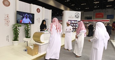 بالصور.. "أكاديمية الشعر" تشارك فى معرض أبو ظبى الدولى للكتاب