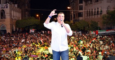 إيهاب توفيق ينتهى من تسجيل أغنية جديدة بتوقيع عزيز الشافعى وأحمد عادل