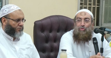 نكشف خطة السلفيين إذا تم حل"النور".. جمع 5 آلاف توكيل بينهم "أقباط" لتأسيس حزب جديد.. أو السيطرة على حزب مغمور وضمه للدعوة السلفية.. و" محمود عبد الحميد": لا مشكلة لدينا إذا تم "الحل"
