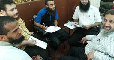 اللجنة الإعلامية لـ"النور" بالإسكندرية تناقش خطة دعم "السيسى"