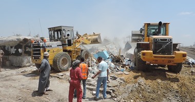 مرافق الإسكندرية تزيل 430 حالة إشغال طريق أسفل كوبرى العامرية