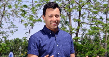 أحمد فهمى يعود لتصوير "زواج بالإكراه" غدا