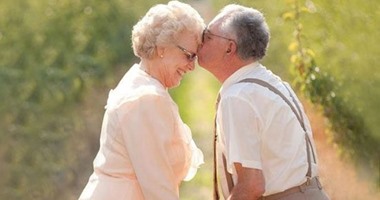 5 صور تجسد شكل الحب بعد سن الـ80