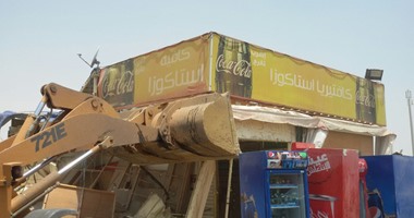 بالصور.. أمن السويس يطلق حملة لإزالة التعديات على أرض الدولة فى عتاقة