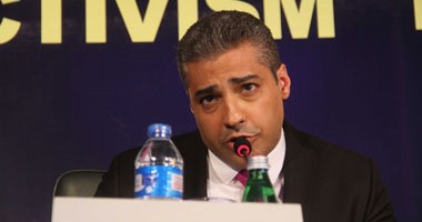 مصدر أمنى: محمد فهمى لا يزال مدرجا على قوائم الممنوعين من السفر