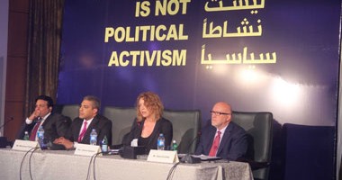 محمد فهمى: الجزيرة ذراع سياسية للخارجية القطرية وسأقاضيها مهما كلفنى الأمر