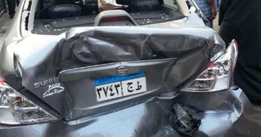النيابة تأمر بدفن جثتى حكمى كرة قدم لقيا مصرعهما فى حادث تصادم بالصف