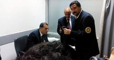 إحباط محاولة تهريب شعر طبيعى بـ300 ألف جنيه فى المطار