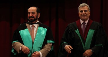 حاكم الشارقة يتسلم الدكتوراه الفخرية بجامعة القاهرة