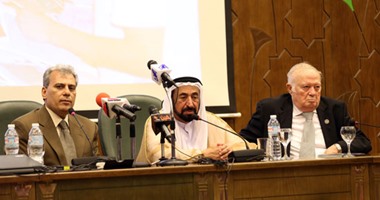 بالصور..سلطان القاسمى: تحية لكل أم قدمت شهيدا.. وإسلام مصر وسطى يشع محبة