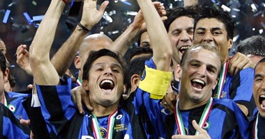 16 لقبا × 1100 مباراة.. 6 سنوات على ظهور زانيتى الأخير بالملاعب