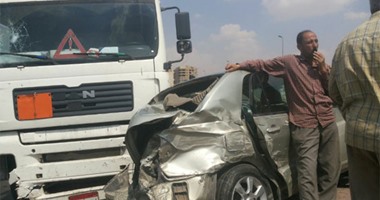 إصابة 4 أشخاص فى حادث تصادم بالبحيرة