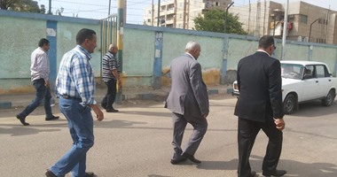 بالصور.. تفاصيل القبض على 10 بينهم رئيس "البحيرة لتوزيع الكهرباء".. والوازارة تستبعده وتعين آخر خلفا له.. وضبط 4 قيادات أخرى بالشركة و5 موظفين بمحكمة دمنهور لتزويرهم حكما قضائيا
