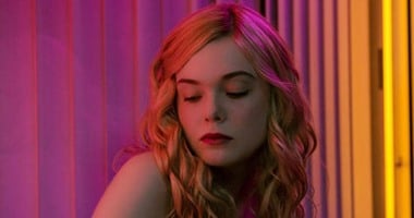 طرح الصور الأولى من فيلم "The Neon Demon"