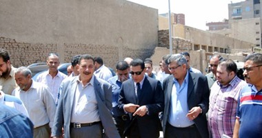 إقالة نائب رئيس حى ثان الزقازيق لتدنى مستوى النظافة