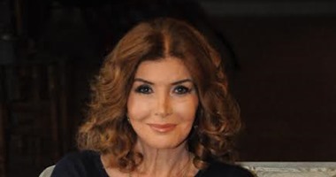 ميرفت أمين تتعاقد على مسلسل "لا تطفئ الشمس" لرمضان المقبل