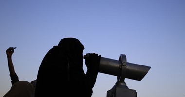 "القاهرة- بيروت".. جولة مصورة بعيون "امرأة منتقبة"