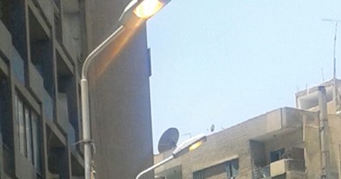 "اليوم السابع واتس آب": أعمدة الإنارة مضاءة نهارا فى العجوزة
