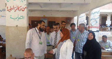 وكيل تعليم القليوبية تتفقد كنترول الشهادة الإعدادية