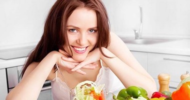 سيبك من المنتجات الكيميائية.. خليكى فى الطبيعى وتخلصى من حبوب الشباب