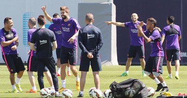 سواريز يعود لتدريبات برشلونة قبل مواجهة ديبورتيفو
