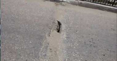 "واتساب اليوم السابع".. قارى يستغيث من تهالك كوبرى بالمطرية