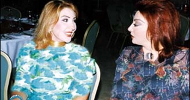 نبيلة عبيد تهنئ نادية الجندى بعرض مسلسلها "أسرار"