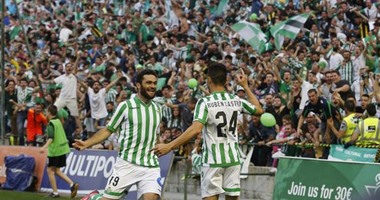 رسميا.. ريال بيتيس يعود لمنافسات الليجا بعد اكتساح ألكوركون