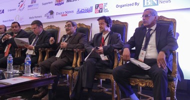 خلال مؤتمر "الطاقة ومستقبل الاستثمار فى مصر".. سالمان: 45 مليار دولار استثمارات متوقعة فى مشروعات الطاقة خلال 10 سنوات.. وزير الكهرباء: 136 شركة تأهلت لتنفيذ مشروعات مختلفة لإنتاج الطاقة المتجددة