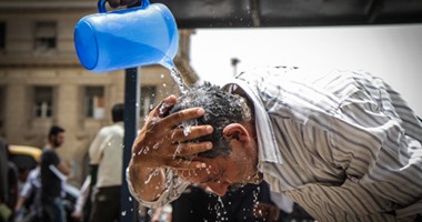 الأرصاد تحذر من أجواء شديدة الحرارة وتنصح بعدم التعرض لأشعة الشمس.. فيديو