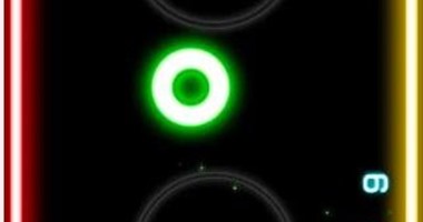 جرب ممارسة الهوكى واستمتع بالمغامرات فى لعبة Glow Hockey