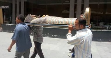 اتحاد آثار مصر ينشر صور لـ"إخناتون"فى المتحف الكبير ويؤكد:النقل عشوائى