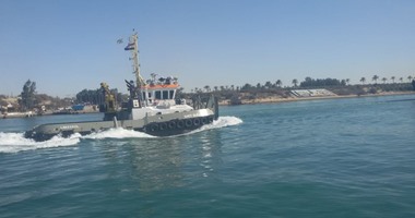 انتظام حركة المعديات والسفن بقناة السويس