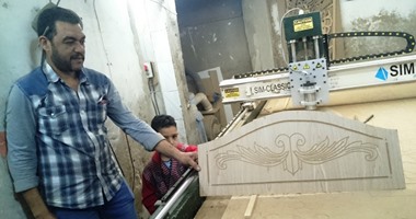 قصة حياة "غريب" مع الأركت.. حبه لمهنته جعله يتعلم القراءة والكتابة والبرمجة