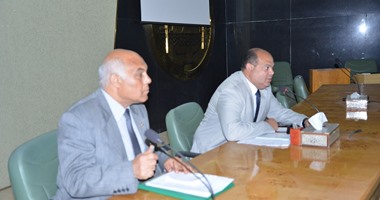 رحلات عمرة لرؤساء القرى المتميزين فى إزالة التعدى على خطوط المياه بمطروح