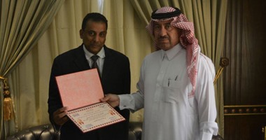 السعودية تكرم الشاعر الإسماعيلى إيهاب البعبولى 