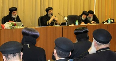 البابا تواضروس لكهنة أوروبا: وظيفتك أن تربط من تخدمهم بالله وليس بشخصك